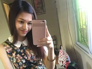 Livesex videos GenevievDeguzman